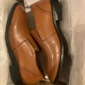Boys dress shoes